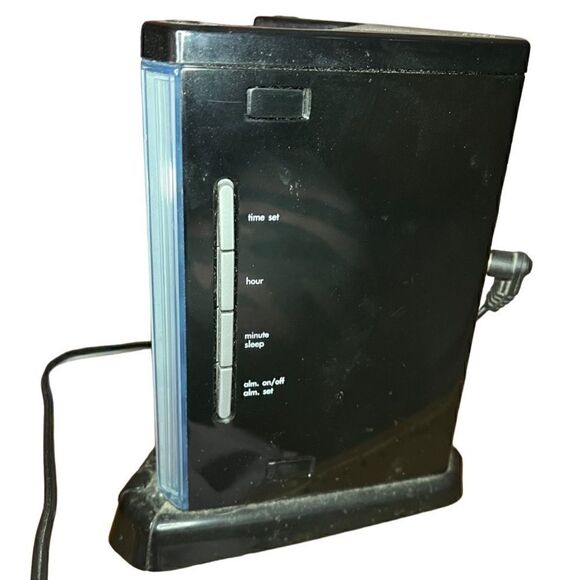 Ihome ipod/iphone alarm/speaker - Picture 2 of 5